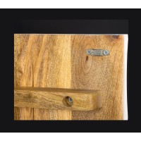 Zoom sur l'intérieur du placard du buffet SOLARIS 177cm blanc et doré