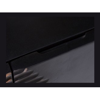Zoom sur la poignée intégrée du buffet SOLARIS 177cm noir et doré