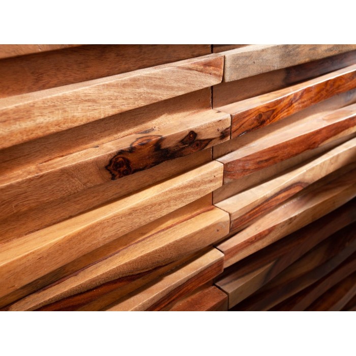 Zoom sur les reliefs du buffet SAVANA 160cm en bois de sheesham