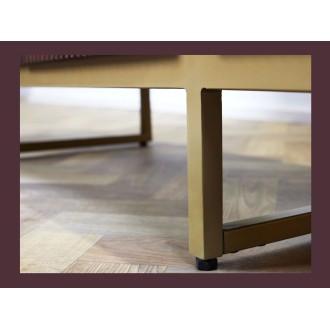 Zoom sur l'un des pieds du buffet ORION 160cm marron