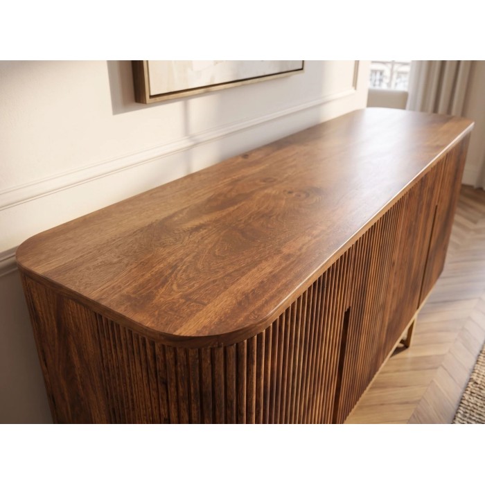 Zoom sur le plateau du buffet ORION 160cm marron