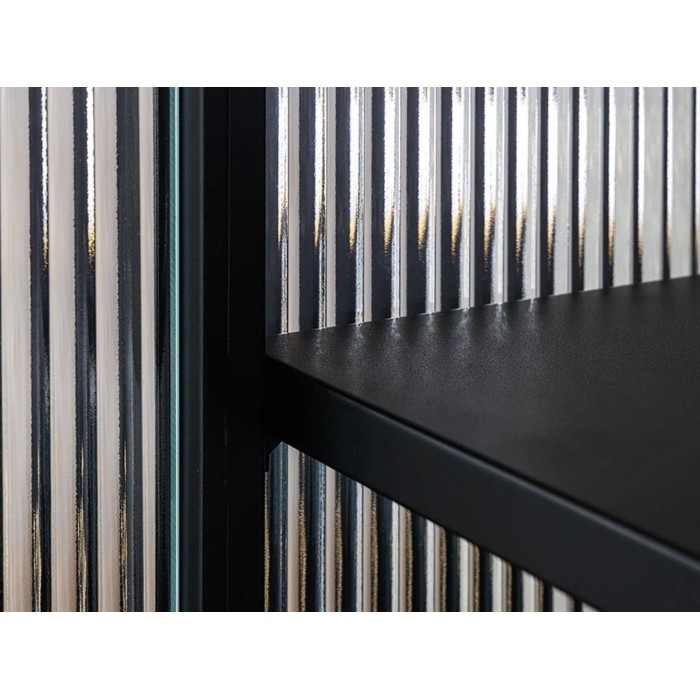 Zoom sur l'étagère intérieur du buffet BRITTON 105cm