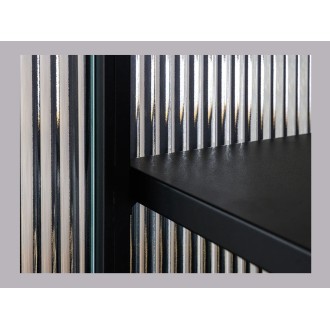 Zoom sur l'étagère intérieur du buffet BRITTON 105cm