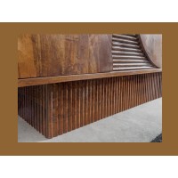 Zoom sur le pied du buffet ORINO 170cm en bois de manguier marron foncé