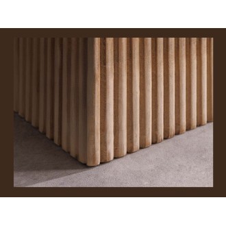 Zoom sur le pied du buffet ORINO 170cm en bois de manguier
