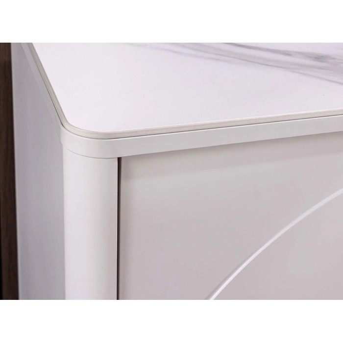 Zoom sur le côté du buffet MIYA 150cm blanc et marbre