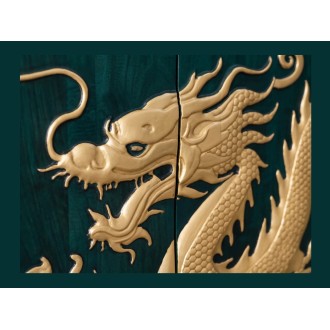 Zoom sur la tête de dragon du buffet RYUJIN