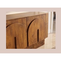 Zoom sur la façade du buffet ARCO