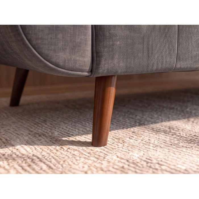 Zoom sur l'un des pieds du canapé DANNA 3 place gris foncé convertible