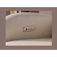 Zoom sur le port USB du fauteuil relax RELAXIO beige clair